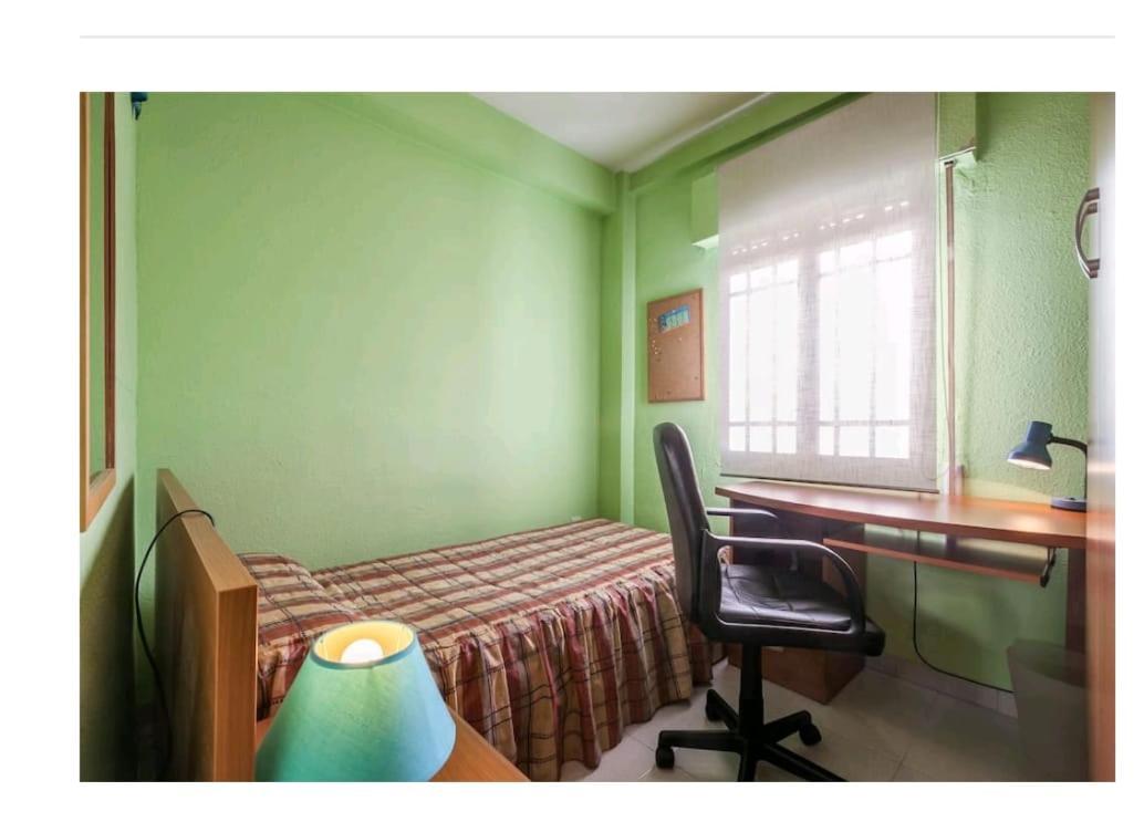 Piso Con Buena Red Wiffi Fibra Optica Alquiler De Habitaciones إشبيلية المظهر الخارجي الصورة