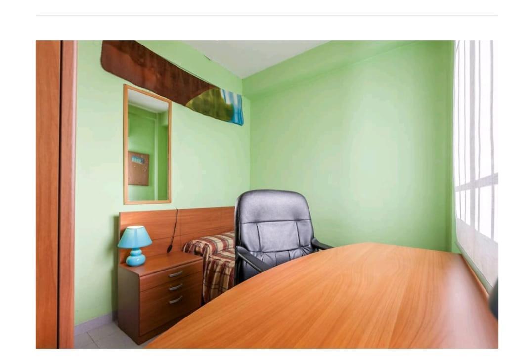 Piso Con Buena Red Wiffi Fibra Optica Alquiler De Habitaciones إشبيلية المظهر الخارجي الصورة